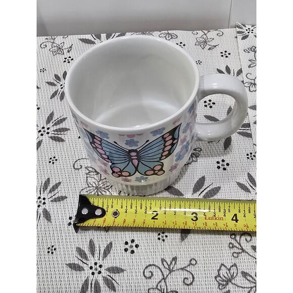 Vintage 1970s Butterfly Mugs Set of 4 Made in Japan – Retro Flower Power Design - Picture 12 of 13